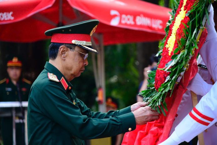 Hội CCBTPHCM phối hợp tim kiem liet si ơ cong vien le thi rieng