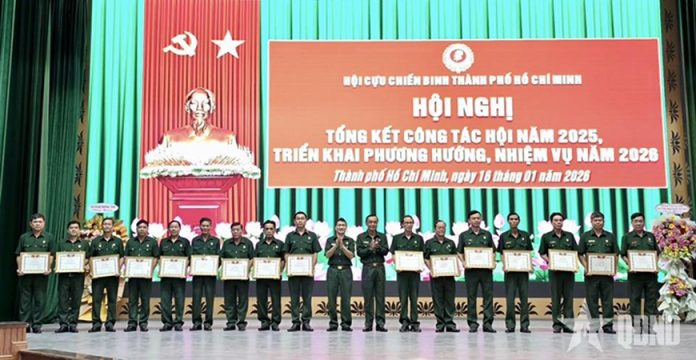 Khen thuong CCB tieu bieu