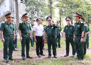 Đoàn công tác kiểm tra thực địa và nghiên cứu phương án tiến hành quy tập hài cốt liệt sĩ tại các khu vực