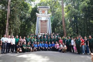 Hội Cựu chiến binh (CCB) phường Vĩnh Hội hành trình về nguồn tại Di tích lịch sử Căn cứ Khu ủy Miền Đông Nam Bộ (Xã Trị An, Thành phố Đồng Nai)