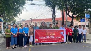 Chi hội Cựu chiến binh khu phố Mỹ Phước 2 phối hợp với Ban điều hành và Ban Công tác Mặt trận khu phố Mỹ Phước 2 tổ chức ra quân thực hiện “Ngày thứ Bảy văn minh”